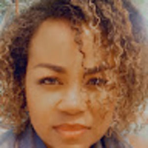 Meet your Posher, Jeanine